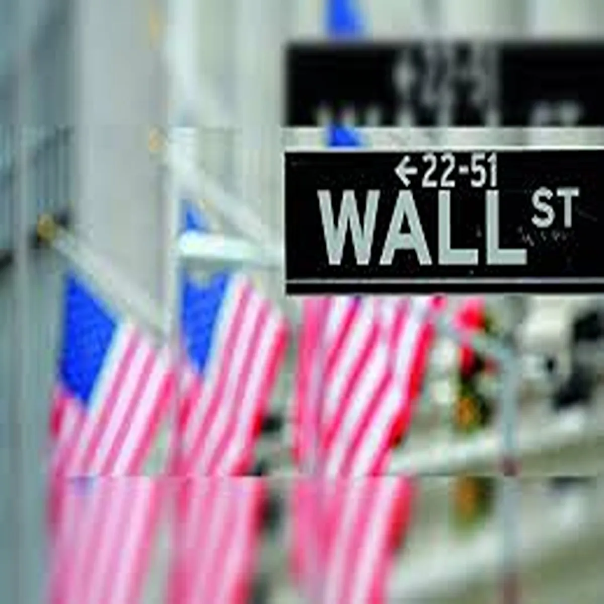 Wall Street Holds Gains Fed Signals